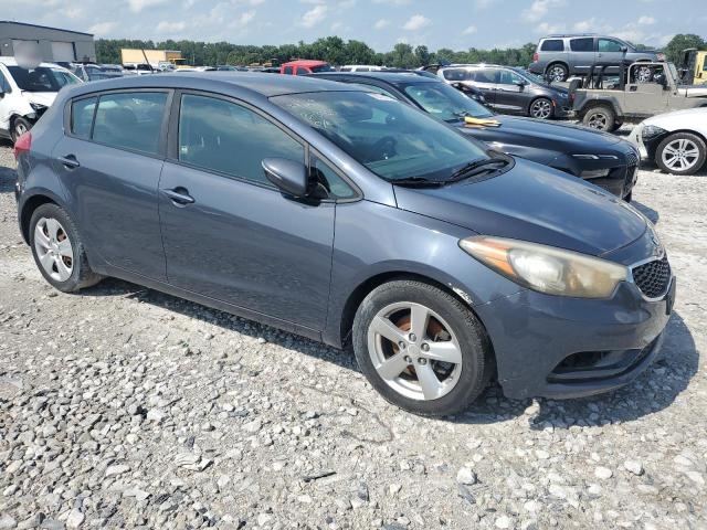 Photo 4 from auction – 2016 KIA FORTE LX with VIN KNAFK5A85G5648773