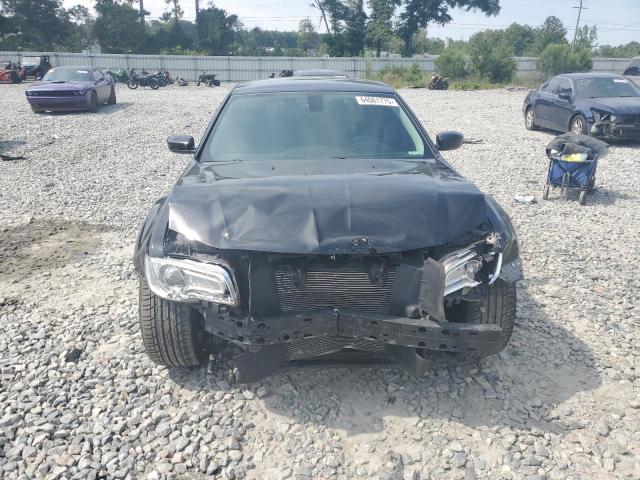 Photo 5 from auction – 2016 CHRYSLER 300 LIMITE with VIN 2C3CCAAG2GH190545