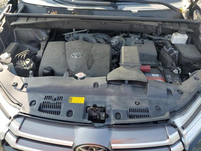 Photo 12 from auction – 2019 TOYOTA HIGHLANDER with VIN 5TDJZRFH4KS946355