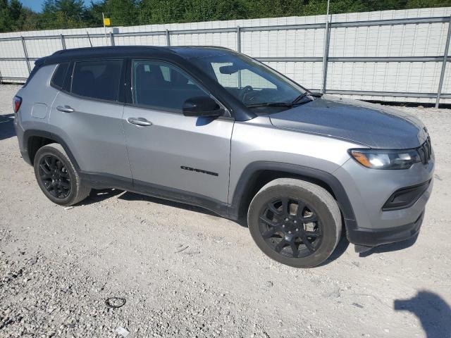 Photo 4 from auction – 2022 JEEP COMPASS LATITUDE with VIN 3C4NJDBB5NT228661