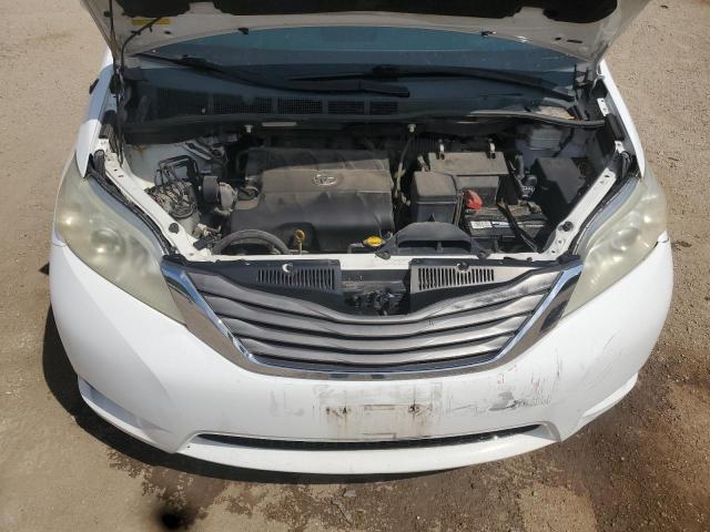Photo 11 from auction – 2011 TOYOTA SIENNA XLE with VIN 5TDYK3DC2BS090819