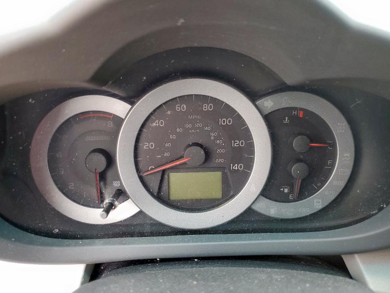 Photo 9 from auction – 2011 TOYOTA RAV4 with VIN 2T3ZF4DV8BW076731