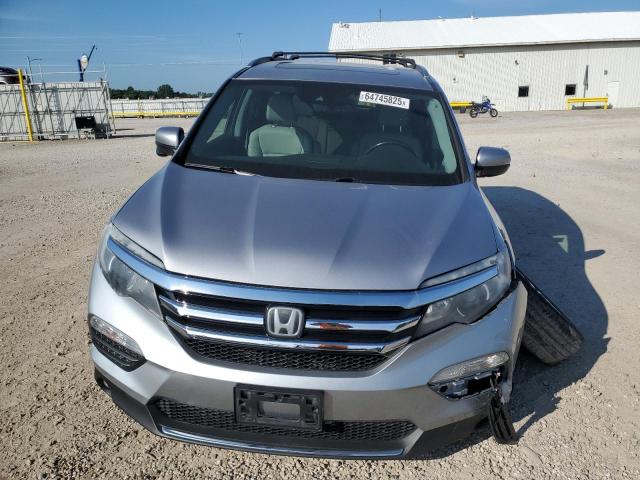 Photo 5 from auction – 2018 HONDA PILOT TOUR with VIN 5FNYF6H99JB025070