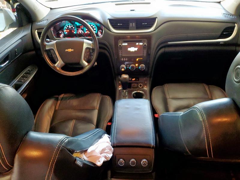 Photo 8 from auction – 2017 CHEVROLET TRAVERSE L with VIN 1GNKVGKD8HJ217473