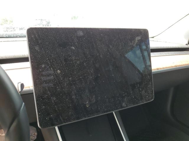 Photo 9 from auction – 2019 TESLA MODEL 3 with VIN 5YJ3E1EBXKF389586