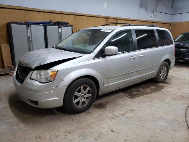 CHRYSLER TOWN & COU 2010 with VIN 2A4RR5D16AR109996 - Photo from auction
