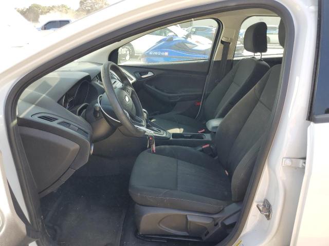 Foto 7 de la subasta – 2015 FORD FOCUS SE con VIN 1FADP3K25FL214069