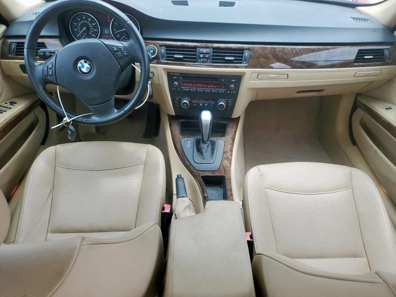 Photo 8 from auction – 2010 BMW 328 I with VIN WBAPH7G52ANM48985