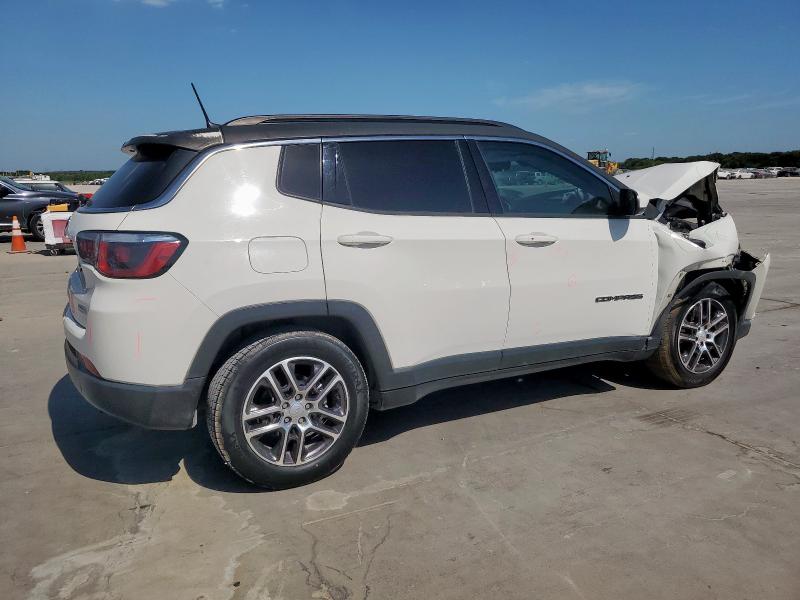 Photo 3 from auction – 2019 JEEP COMPASS LA with VIN 3C4NJCBB5KT726090
