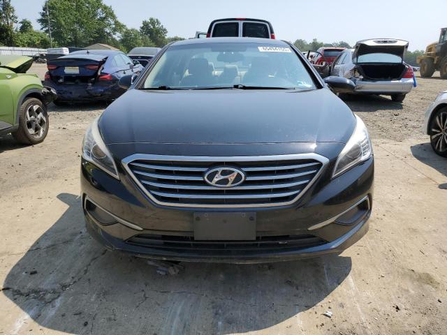 Photo 5 from auction – 2017 HYUNDAI SONATA SE with VIN 5NPE24AF5HH461882