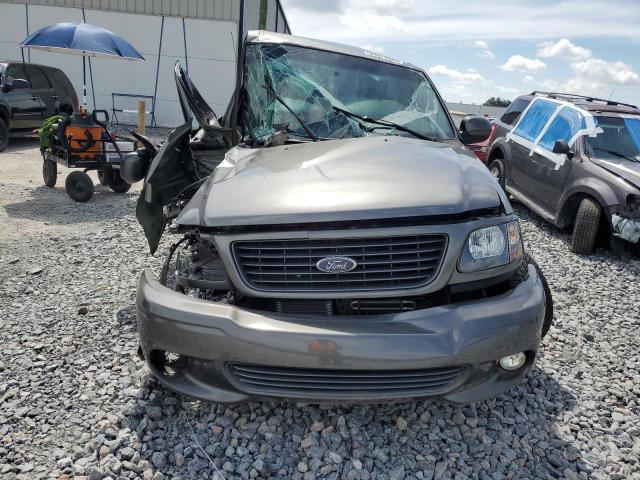 Photo 5 from auction – 2003 FORD F150 SVT L with VIN 2FTRF07393CA96388