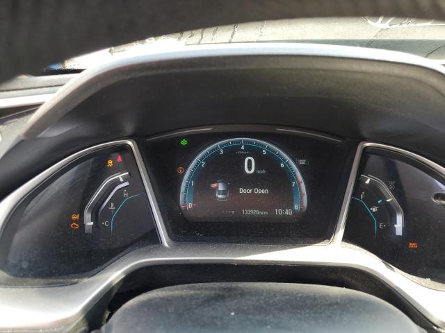 Foto 9 de la subasta – 2017 HONDA CIVIC EX con VIN 19XFC2F73HE028671