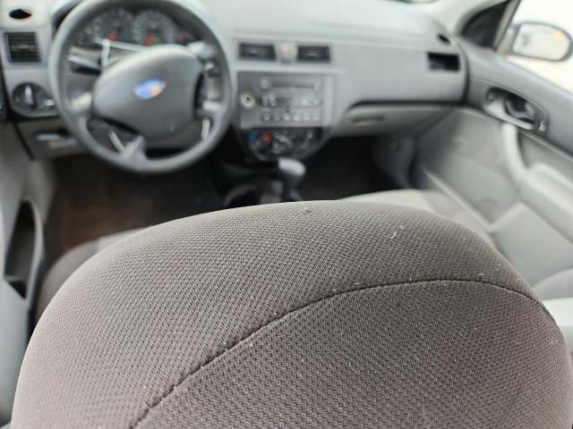 Photo 8 from auction – 2007 FORD FOCUS ZX4 with VIN 1FAHP34N87W196000