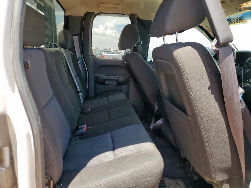 Photo 10 from auction – 2011 CHEVROLET SILVERADO with VIN 1GCRKREA5BZ132466