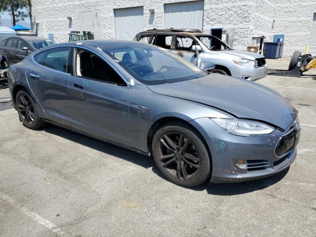 Photo 4 from auction – 2013 TESLA MODEL S with VIN 5YJSA1CG9DFP08274