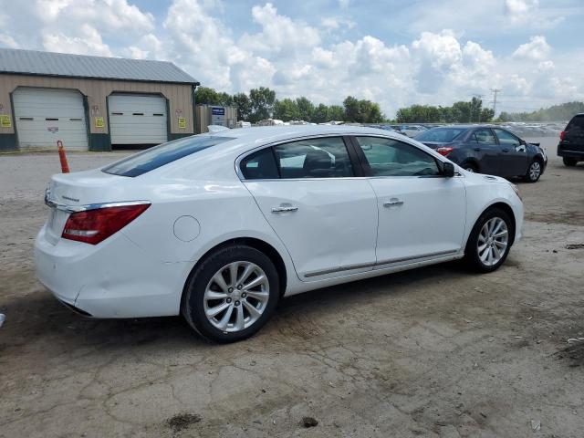 Photo 3 from auction – 2016 BUICK LACROSSE with VIN 1G4GB5G30GF113536