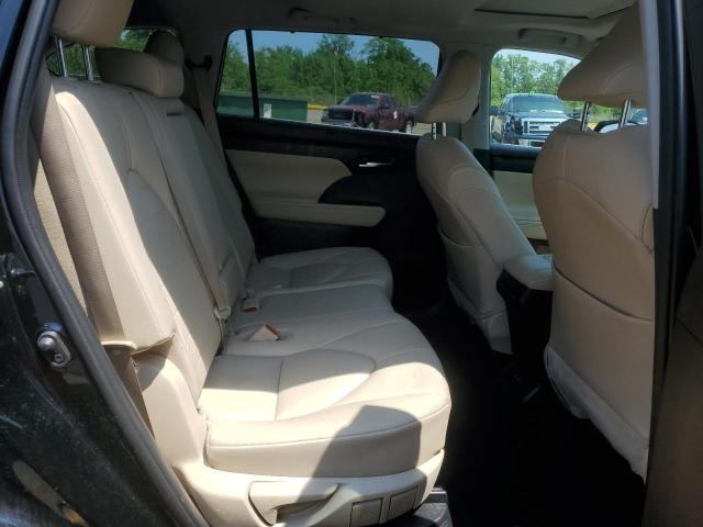 Photo 11 from auction – 2021 TOYOTA HIGHLANDER with VIN 5TDHBRCH5MS521205