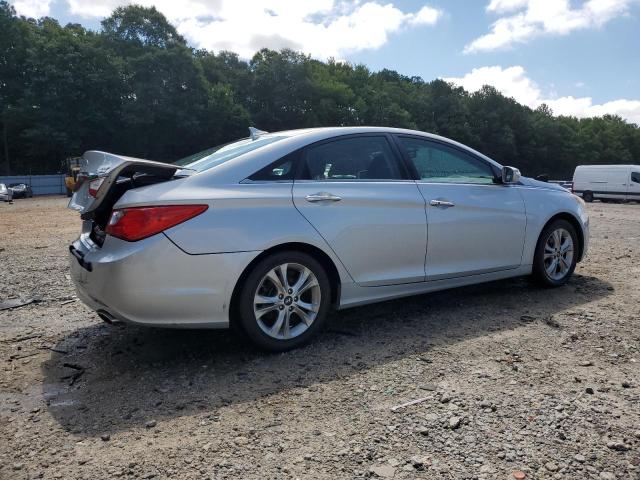 Photo 3 from auction – 2011 HYUNDAI SONATA SE with VIN 5NPEC4ABXBH304205
