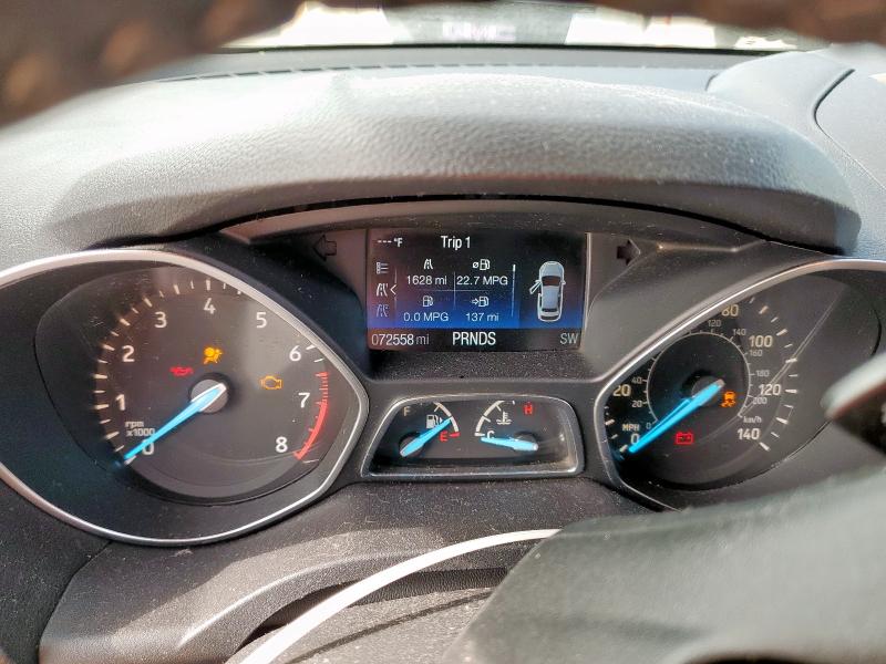 Photo 9 from auction – 2017 FORD ESCAPE with VIN 1FMCU0GD1HUD15982