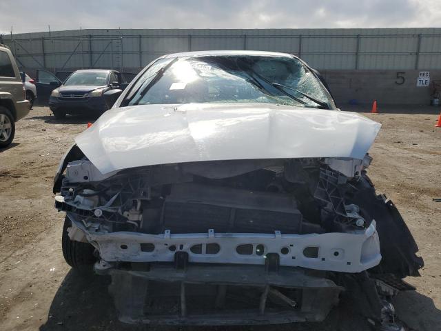 Photo 5 from auction – 2015 FORD FOCUS with VIN 1FADP3E2XFL276577