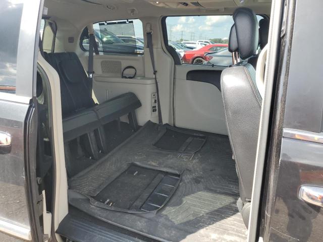 Photo 11 from auction – 2015 CHRYSLER TOWN AND C with VIN 2C4RC1CG4FR673689