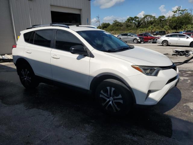 Photo 4 from auction – 2017 TOYOTA RAV4 LE with VIN JTMZFREV3HJ714970