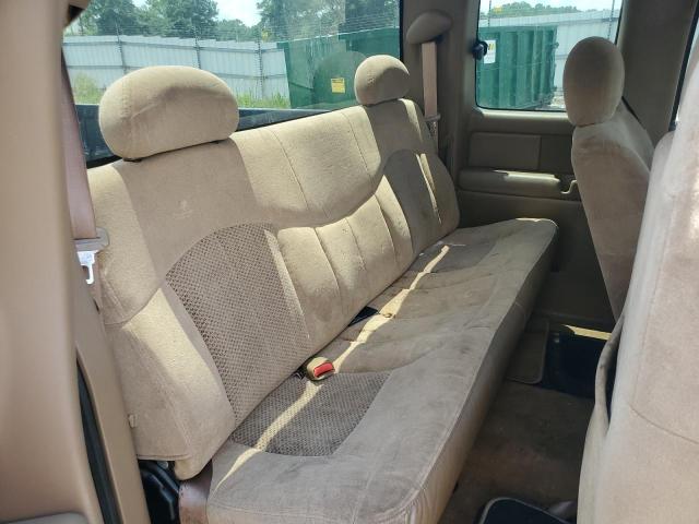 Photo 10 from auction – 2000 CHEVROLET SILVERADO with VIN 2GCEC19T3Y1218661