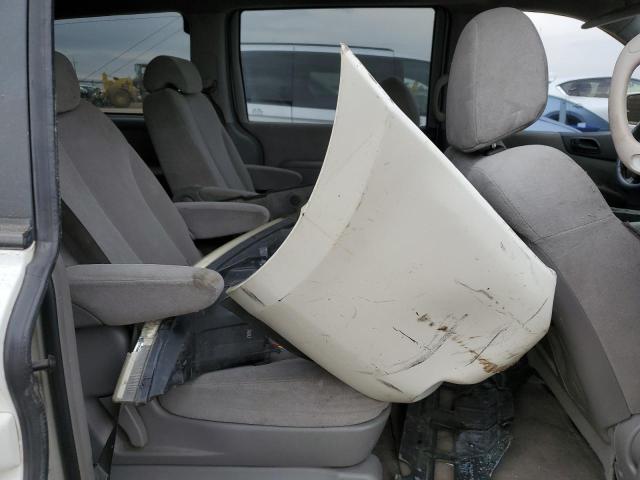 Photo 11 from auction – 2006 KIA SEDONA EX with VIN KNDMB233066034135