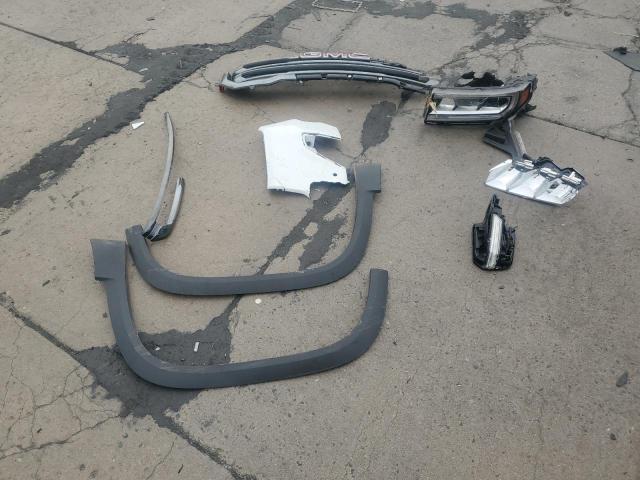 Photo 13 from auction – 2023 GMC ACADIA AT4 with VIN 1GKKNLLSXPZ196807