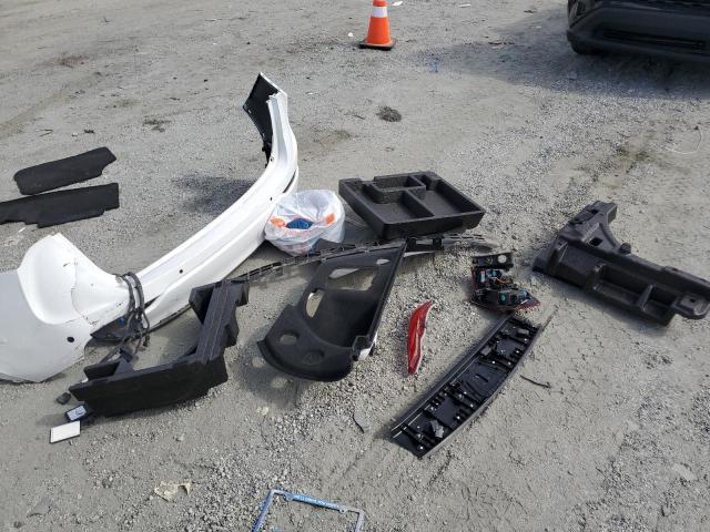 Photo 13 from auction – 2019 BUICK ENVISION ESSENCE with VIN LRBFXCSA8KD023243