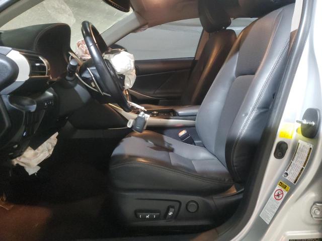 Photo 7 from auction – 2016 LEXUS IS 300 with VIN JTHCM1D28G5002688