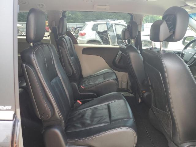 Photo 11 from auction – 2013 CHRYSLER TOWN & COU with VIN 2C4RC1BGXDR774556