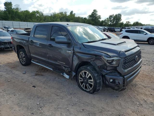 Photo 4 from auction – 2018 TOYOTA TUNDRA CREWMAX SR5 with VIN 5TFDY5F15JX776690