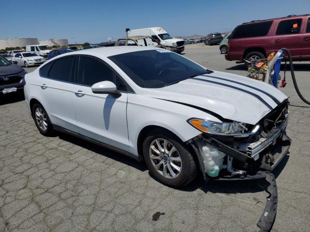 Photo 4 from auction – 2016 FORD FUSION S with VIN 3FA6P0G77GR115770