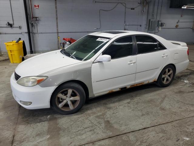 TOYOTA CAMRY LE 2003 with VIN 4T1BE30K63U243141 - Photo from auction