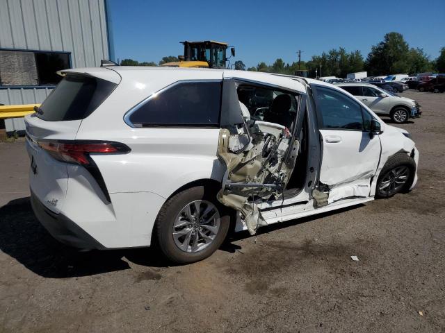 Photo 3 from auction – 2021 TOYOTA SIENNA LE with VIN 5TDKRKEC7MS069350