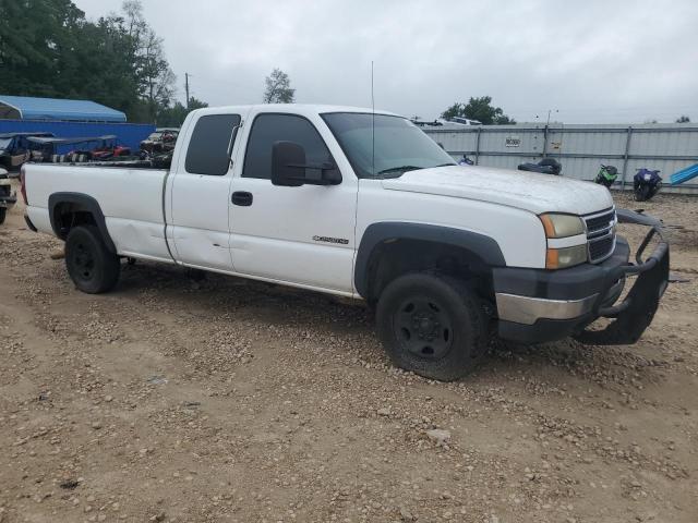 Photo 4 from auction – 2006 CHEVROLET SILVERADO with VIN 1GCHC29U86E261478