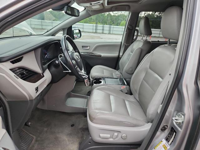 Photo 7 from auction – 2018 TOYOTA SIENNA XLE with VIN 5TDYZ3DC8JS917507