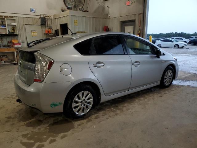 Photo 3 from auction – 2015 TOYOTA PRIUS PLUG with VIN JTDKN3DP3F3074815