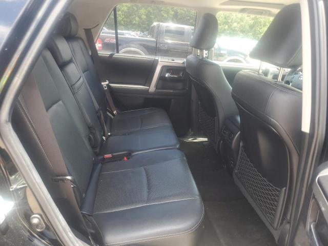Photo 11 from auction – 2018 TOYOTA 4RUNNER SR with VIN JTEZU5JR4J5190035