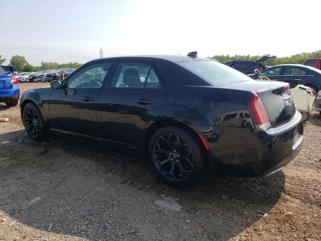 Photo 2 from auction – 2019 CHRYSLER 300 TOURIN with VIN 2C3CCAAG8KH582468