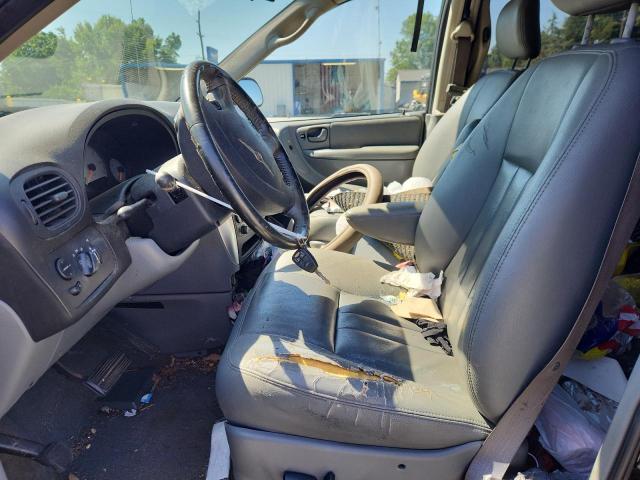 Photo 7 from auction – 2005 CHRYSLER TOWN & COU with VIN 2C4GP54L85R571387