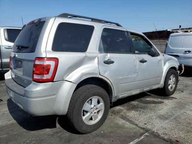 Photo 3 from auction – 2009 FORD ESCAPE XLT with VIN 1FMCU03799KC67807