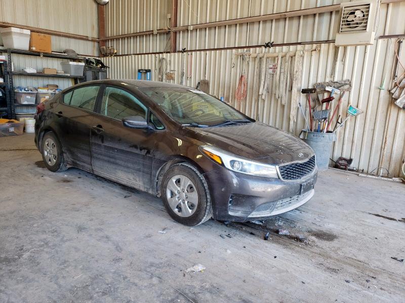 Photo 4 from auction – 2017 KIA FORTE LX with VIN 3KPFK4A70HE115921