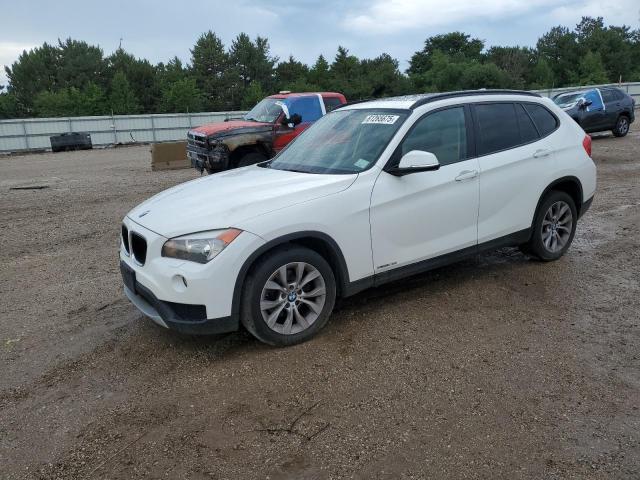 BMW X1 XDRIVE2 2014 with VIN WBAVL1C52EVY22171 - Photo from auction
