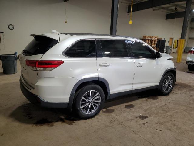 Photo 3 from auction – 2019 TOYOTA HIGHLANDER with VIN 5TDJZRFH1KS714408