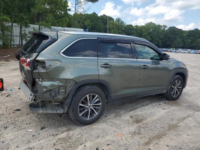 Photo 3 from auction – 2019 TOYOTA HIGHLANDER with VIN 5TDKZRFH4KS294342