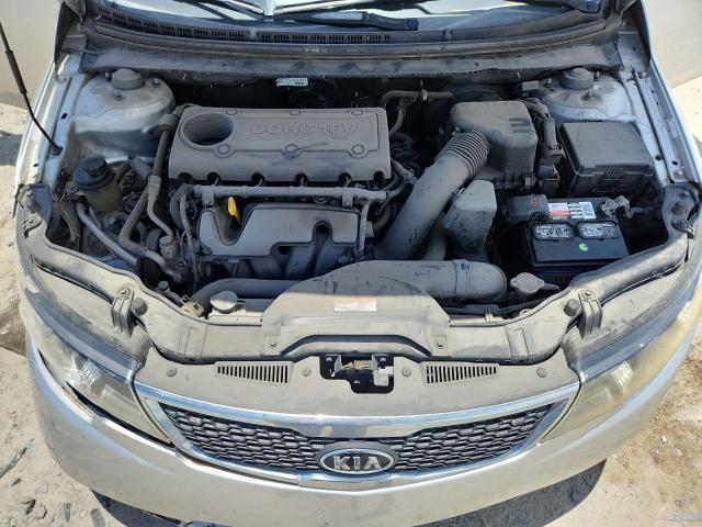 Снимка 11 от търг – 2012 KIA FORTE LX с VIN KNAFT4A23C5555487