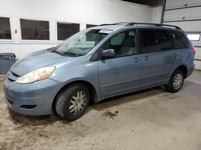 TOYOTA SIENNA CE 2010 with VIN 5TDKK4CC7AS330507 - Photo from auction