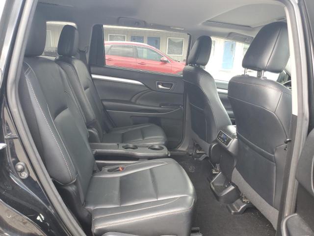 Photo 11 from auction – 2017 TOYOTA HIGHLANDER with VIN 5TDJZRFH1HS460157